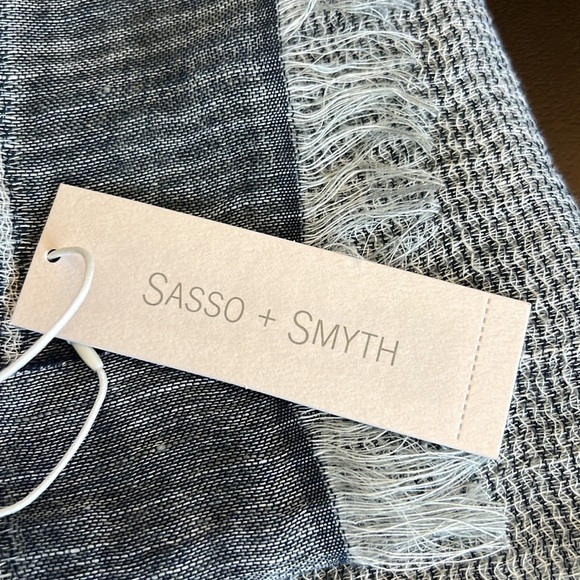 SASSO + SMYTH LINEN AND COTTON SCARF. - Picture 7 of 11